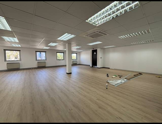 254M² OFFICE TO LET IN TYGER VALLEY
